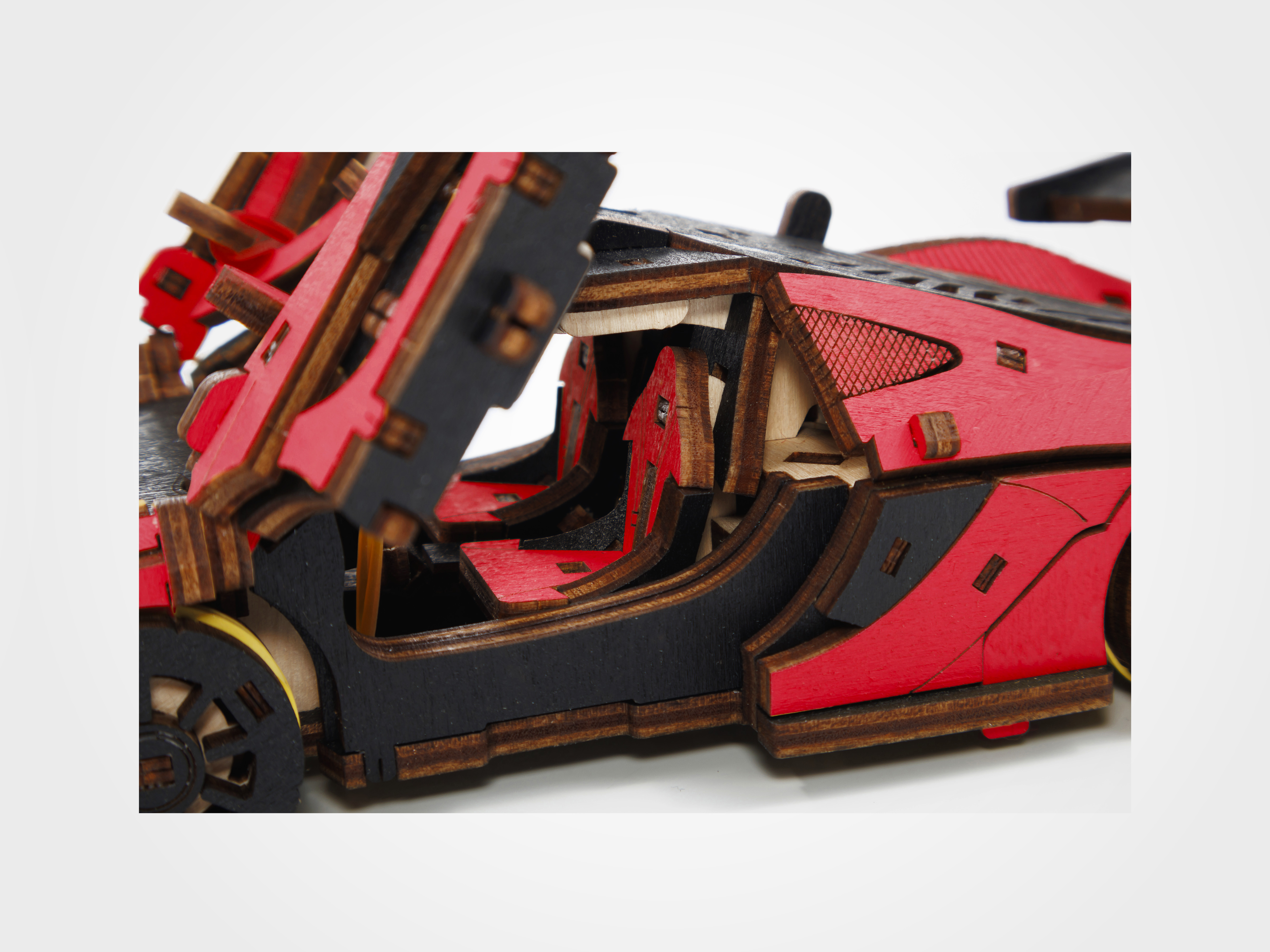  3D-Holzpuzzle Racing Car rot